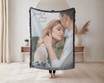 Personalized Couple Blanket – Custom Photo Blanket, Wedding Gift for Couple, Anniversary Gift, Valentine’s Day Gift, Woven Blanket with Names and Date